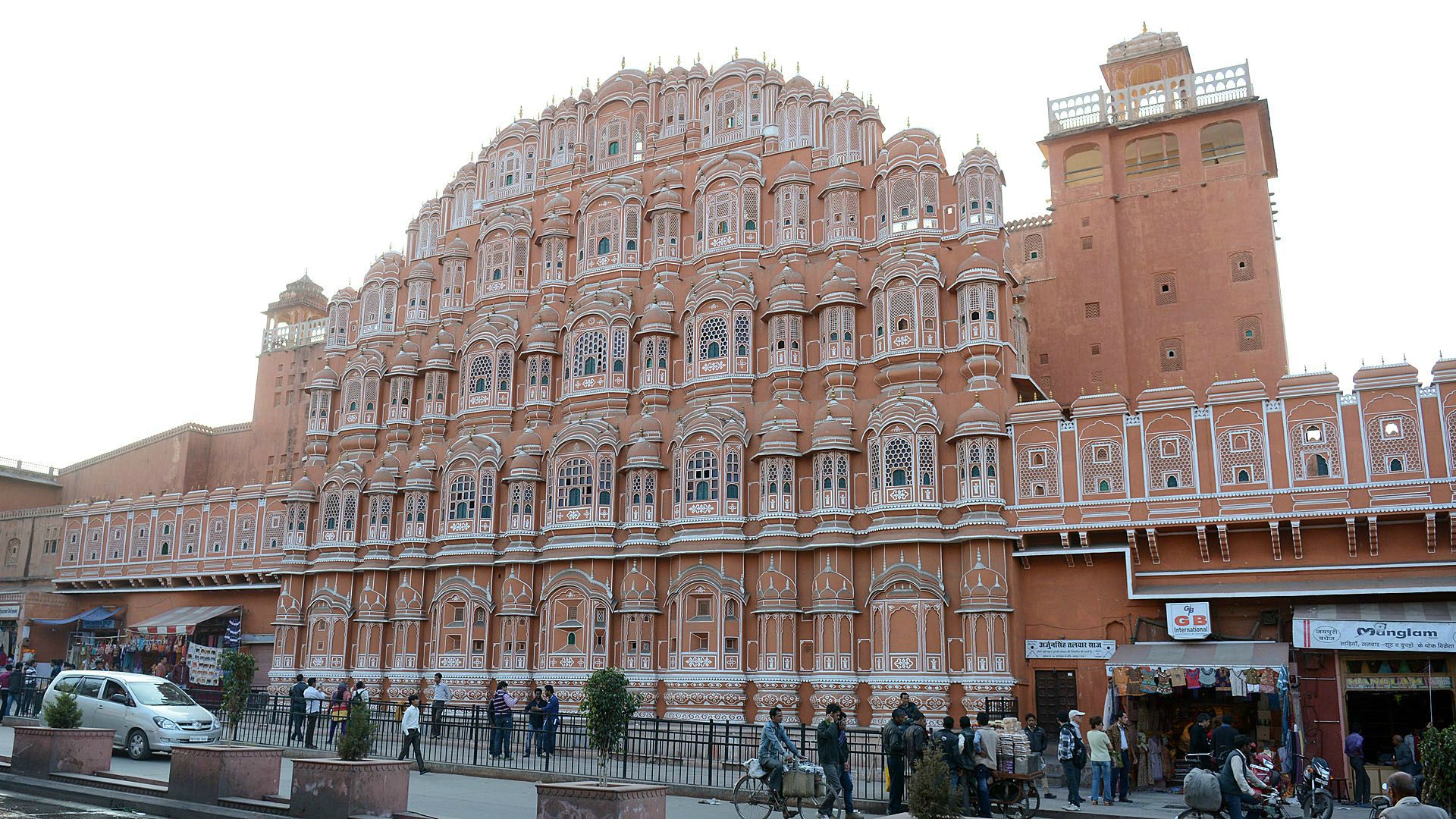 Hawa Mahal - pięciopiętrowa fasada Pałacu wybudowana dla kobiet z dworu królewskiego